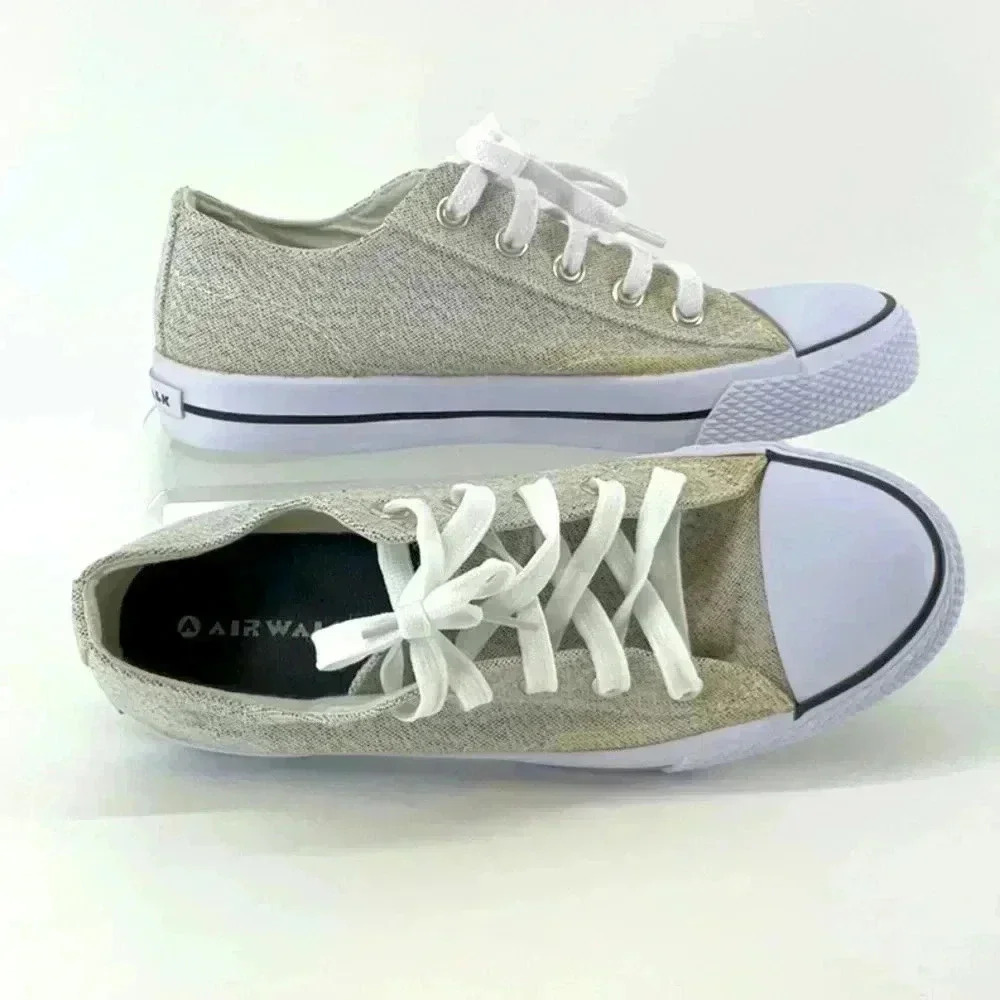 AIRWALK LACE  UP SNEAKERS